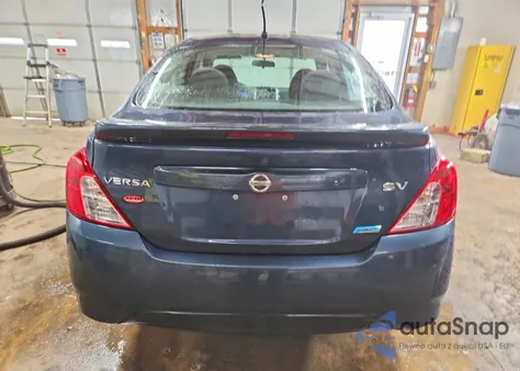 2016 Nissan Versa S z USA, uszkodzony, nr VIN 3N1CN7AP8GL821446